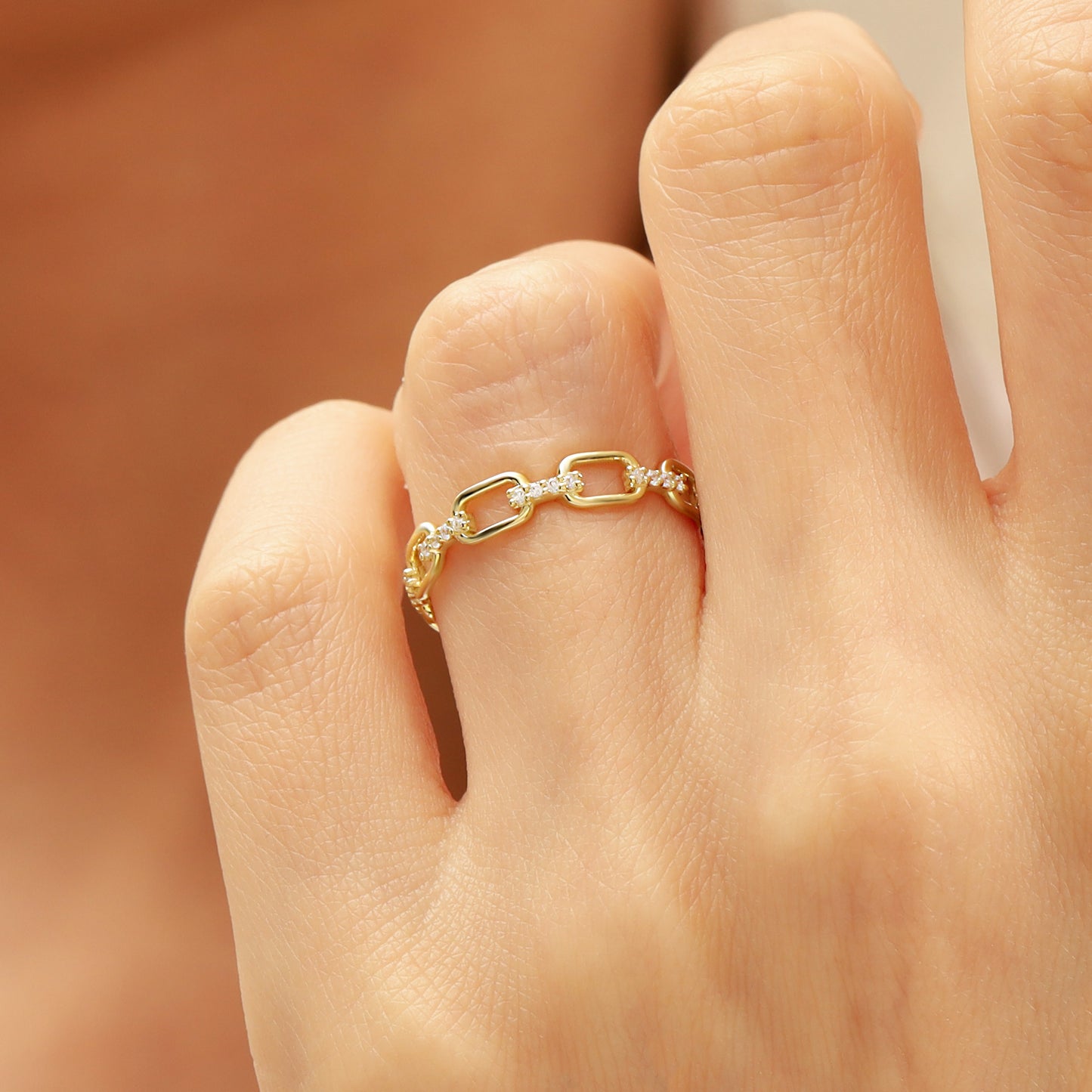 14K Chain Link Zircon Gold Ring