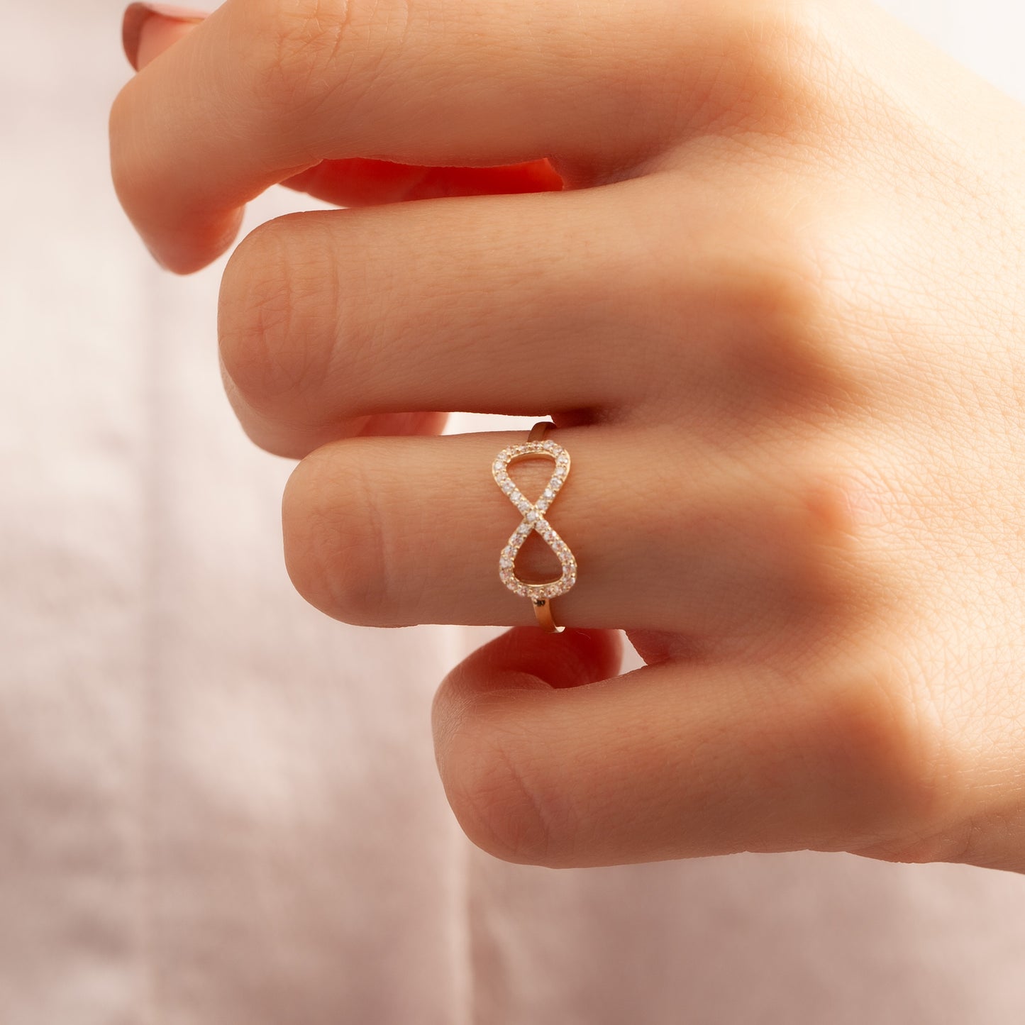 İnfinity Stone 14K Ring in Gold