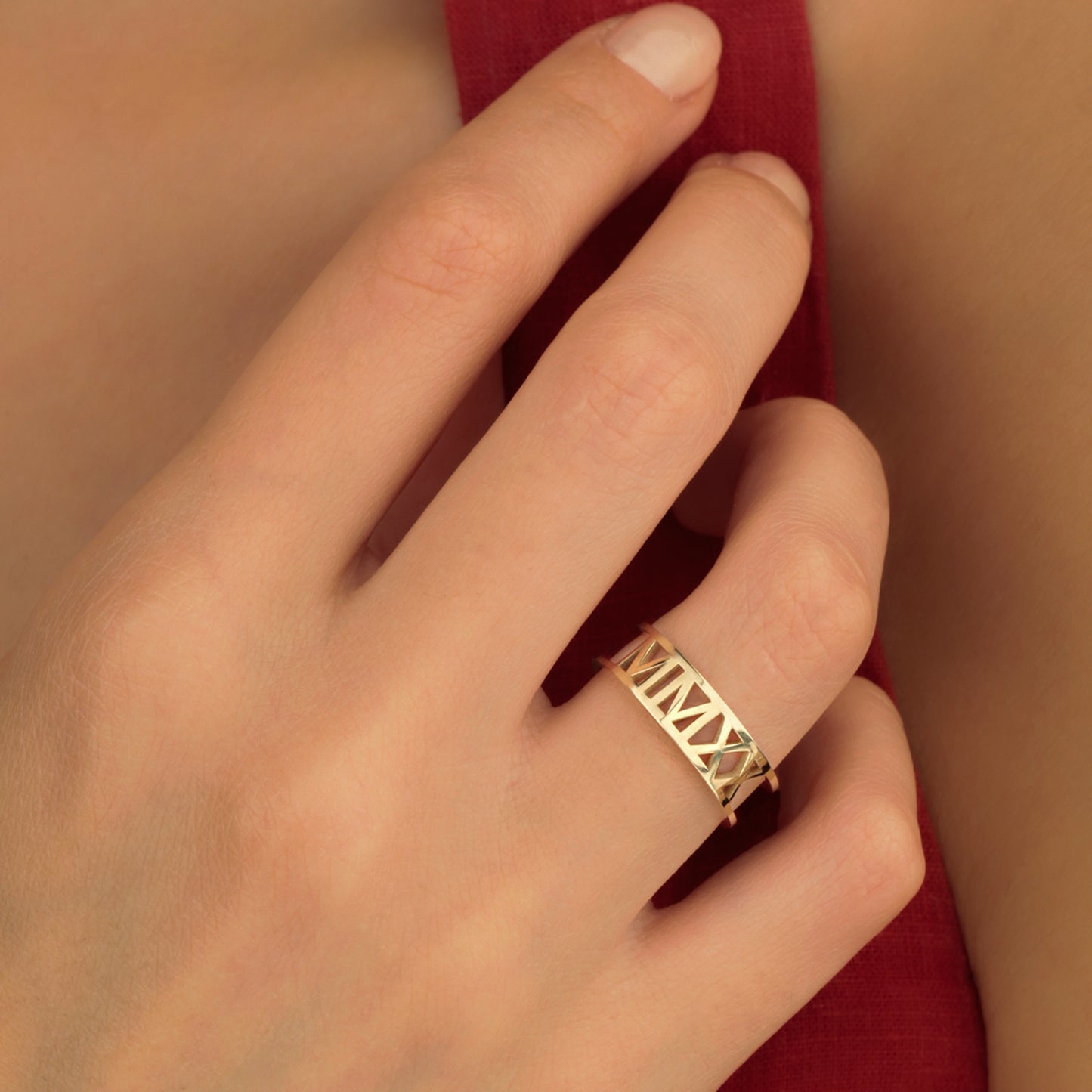 14K Roman Numeral Cutout Solid Gold Ring