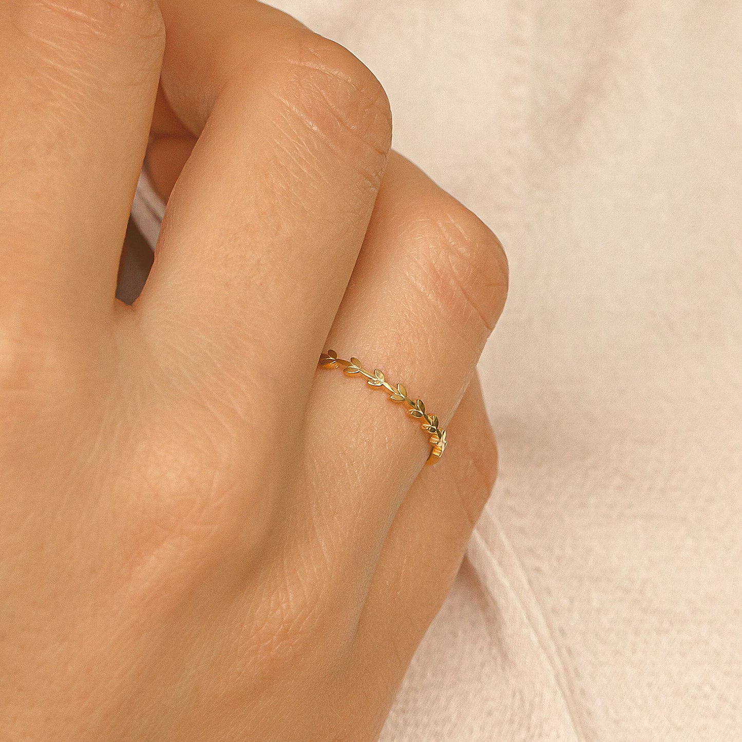 Solid Gold Laurel Leaf Band